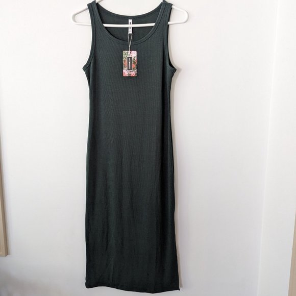 NWT Size Small Midi/Long Sleeveless Rib Dress with Side Slit - Picture 2 of 3